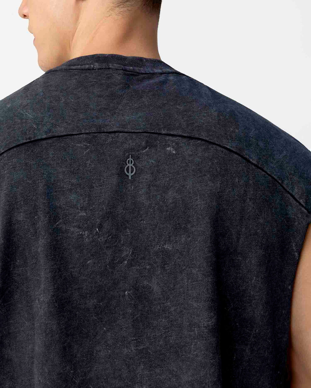 one8 Washed Tank Tee - Black