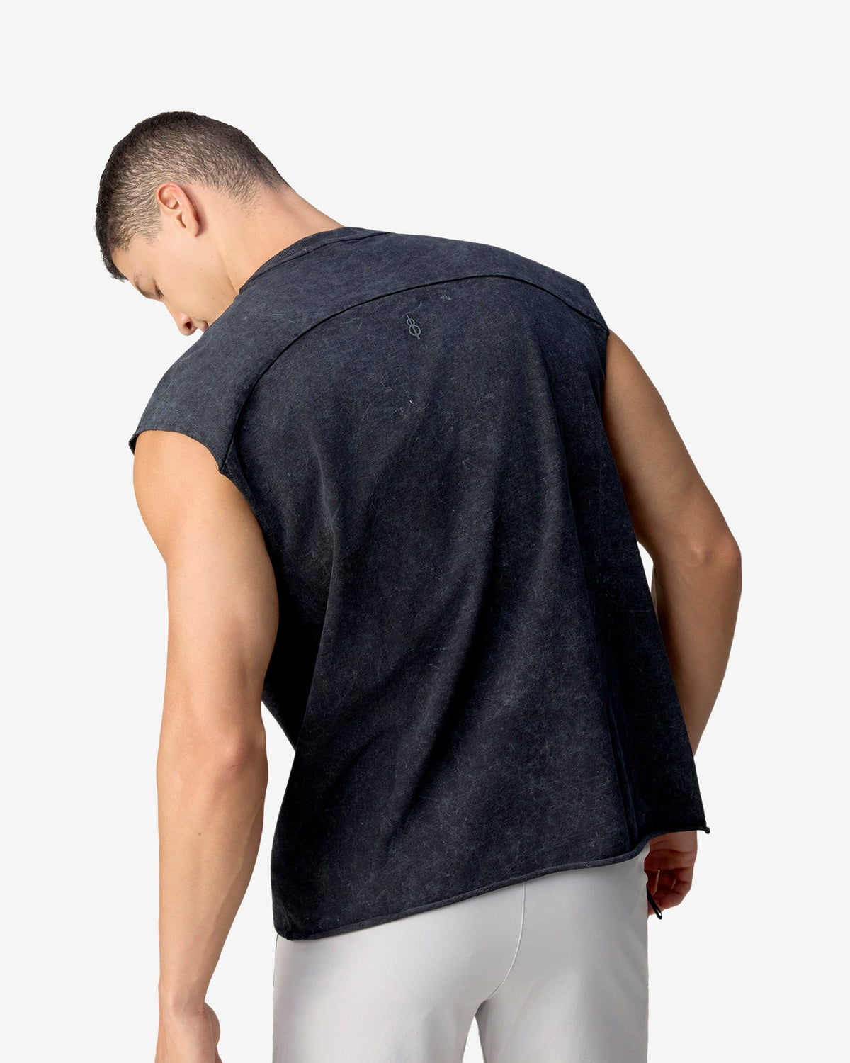 one8 Washed Tank Tee - Black