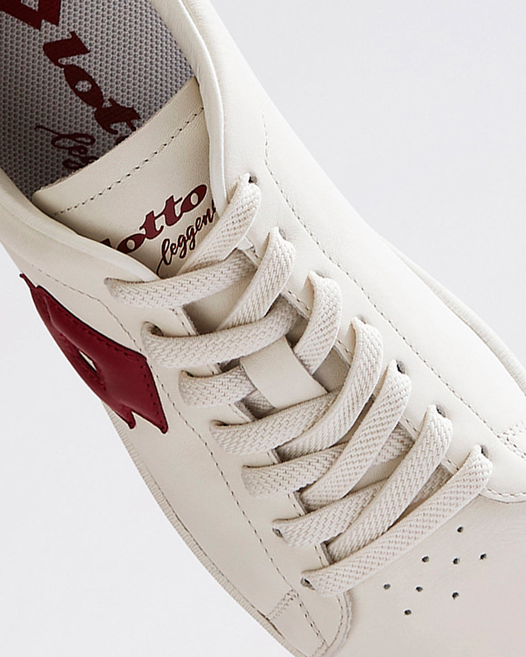 Autograph OG - Star White-Rhythmic Red