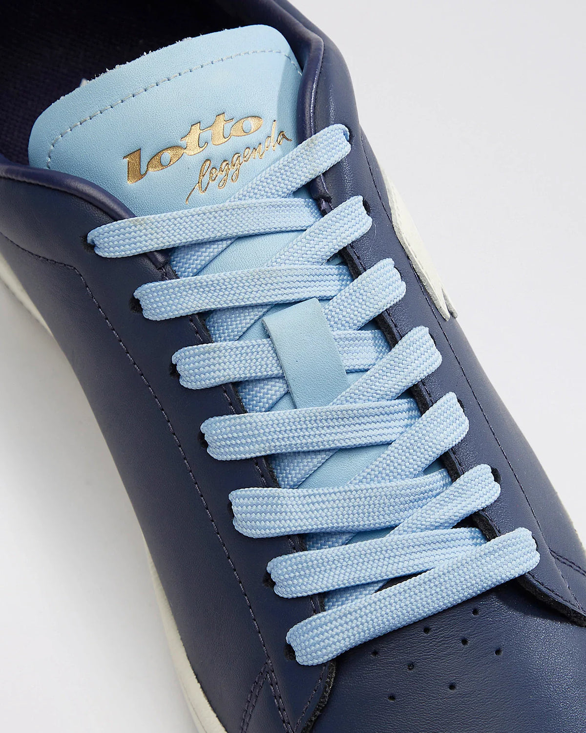 Autograph OG - Mood Indigo-Star White