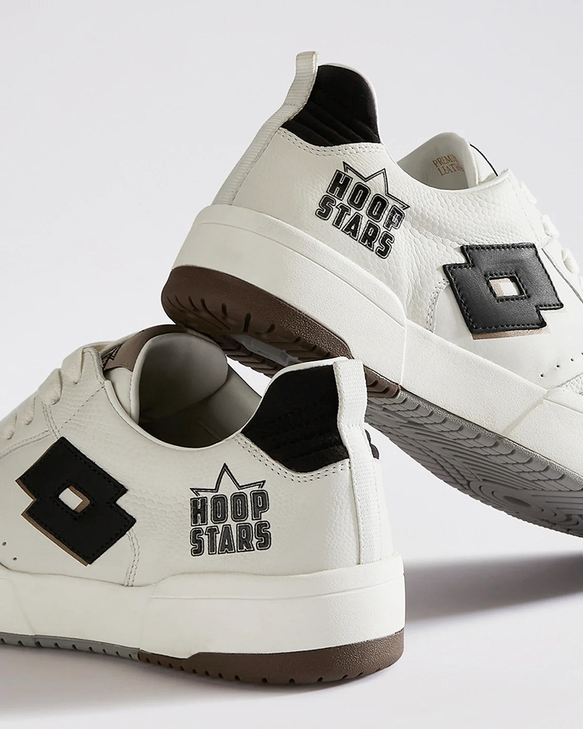 Hoop Star OG - Star White-Black Beauty