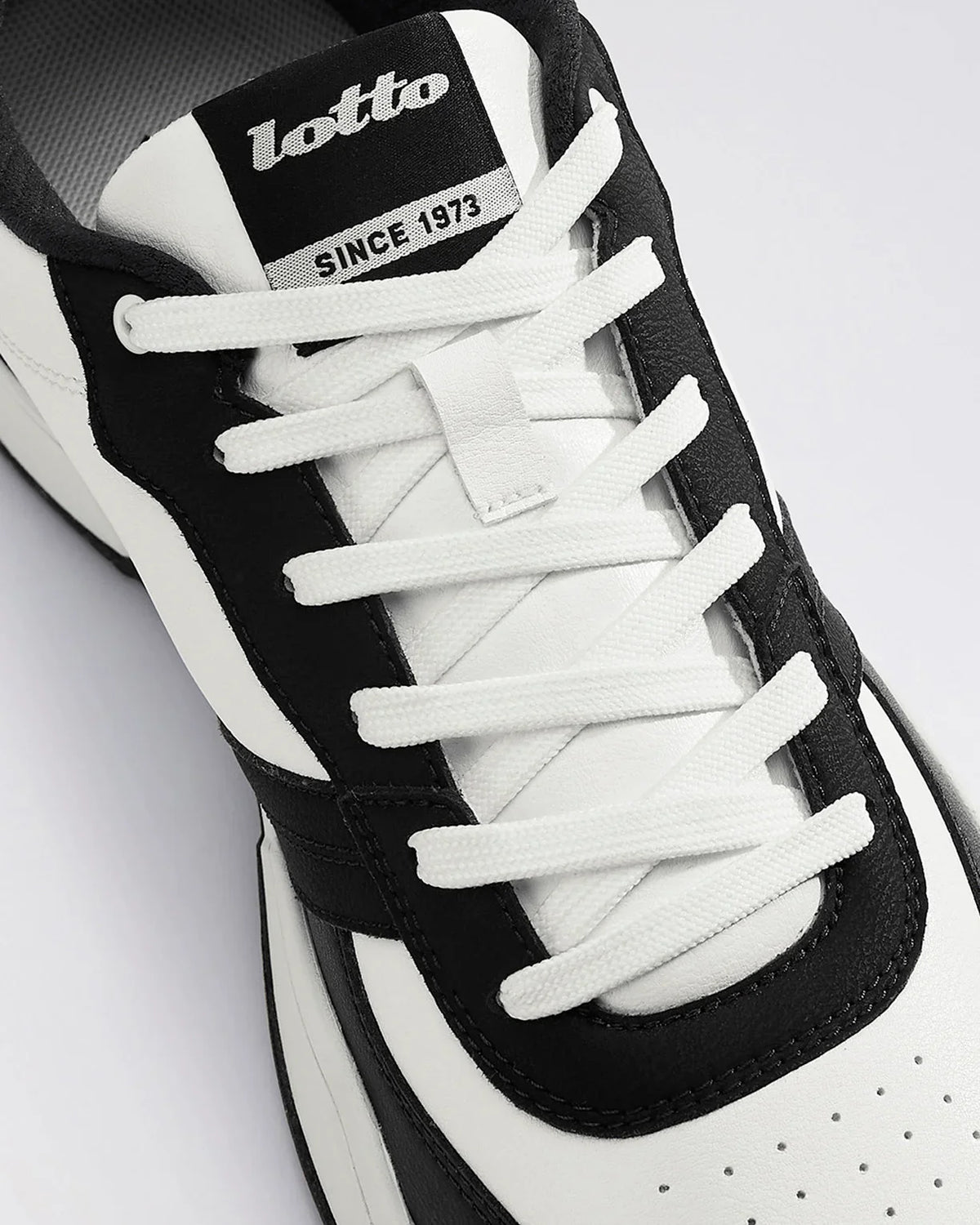 Hoop Star Citta - Star White-Black Beauty
