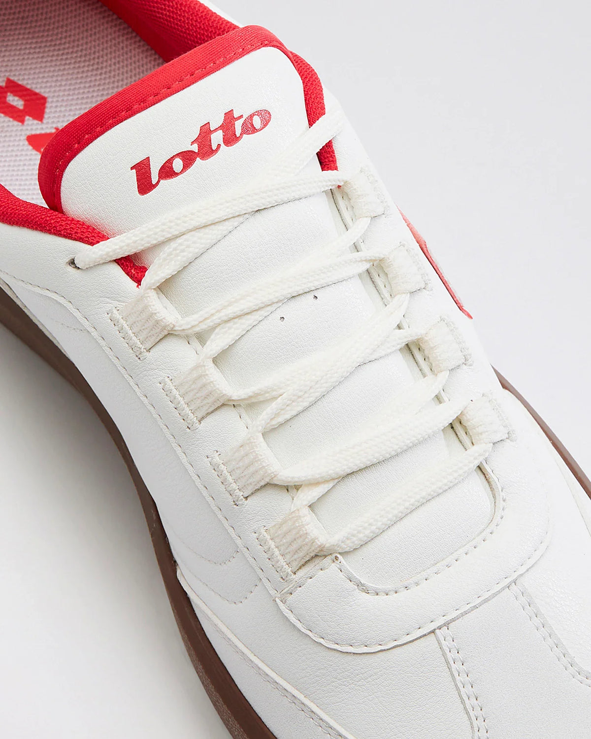 Brasil Select Urbano - Brilliant White-Rococco Red-Rocky Road