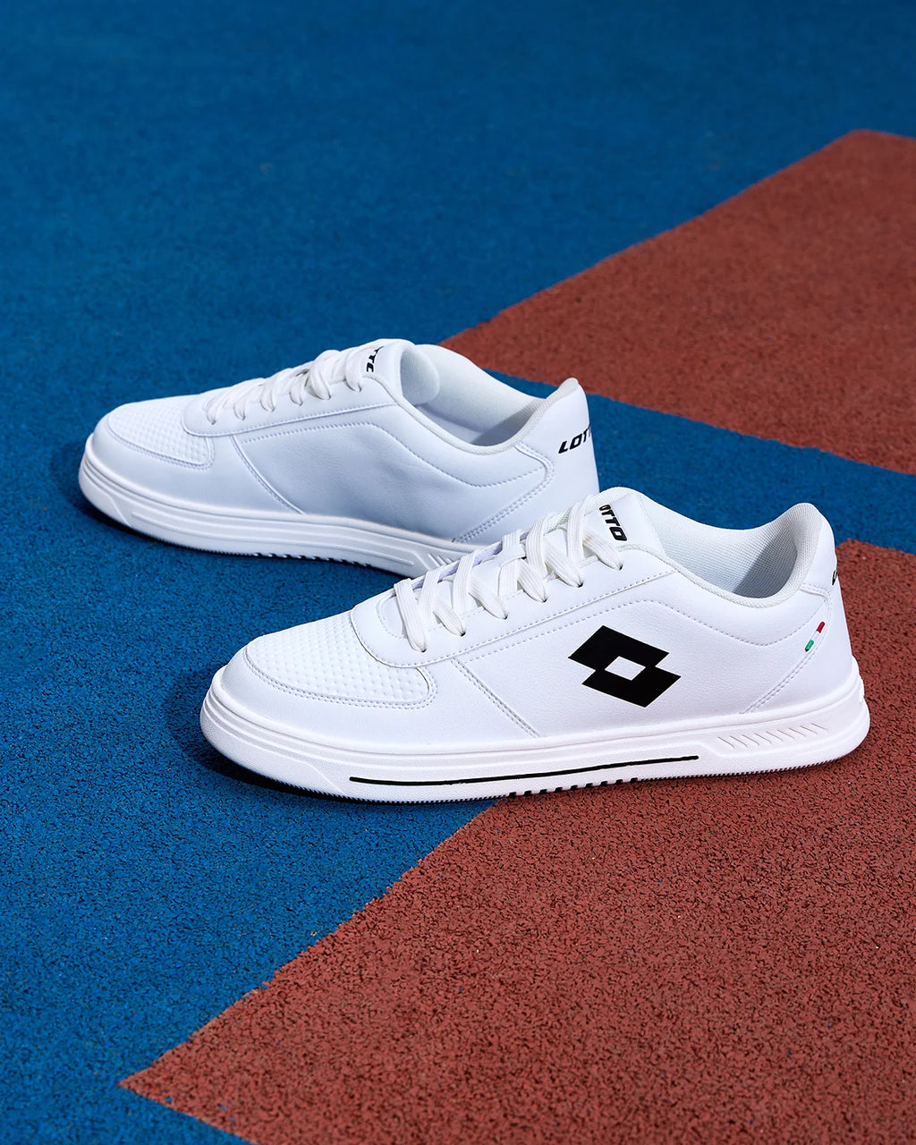 Strada - Star White-Black Beauty