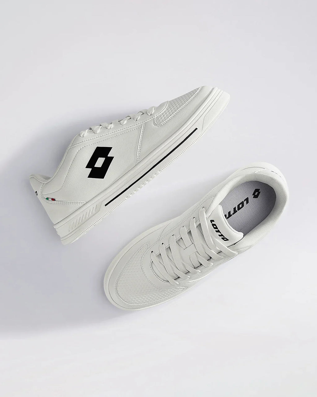 Strada - Star White-Black Beauty
