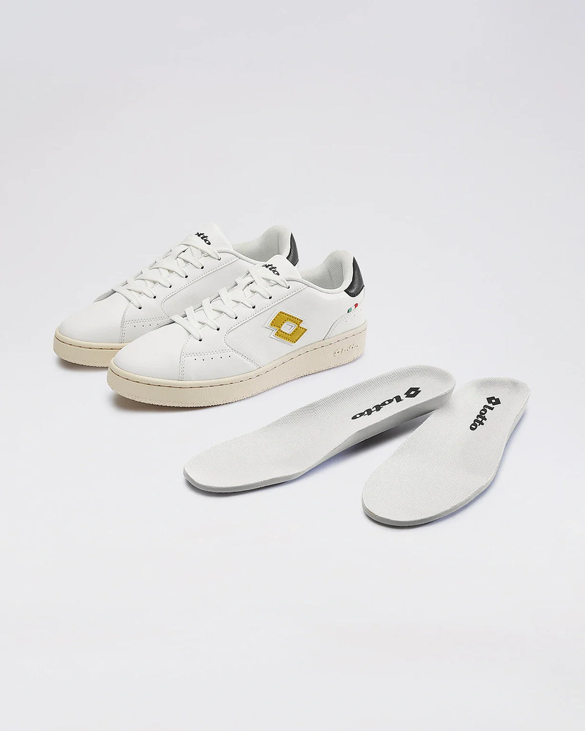 Autograph Urbano - Star White-Black Beauty-Gold Flake Metallic