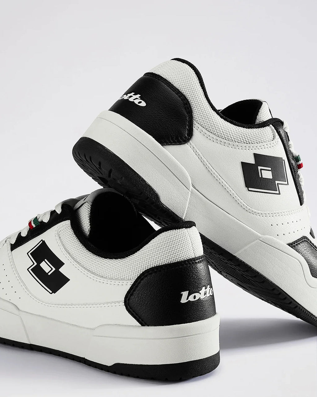 Hoop Star Urbano - Star White-Black Beauty