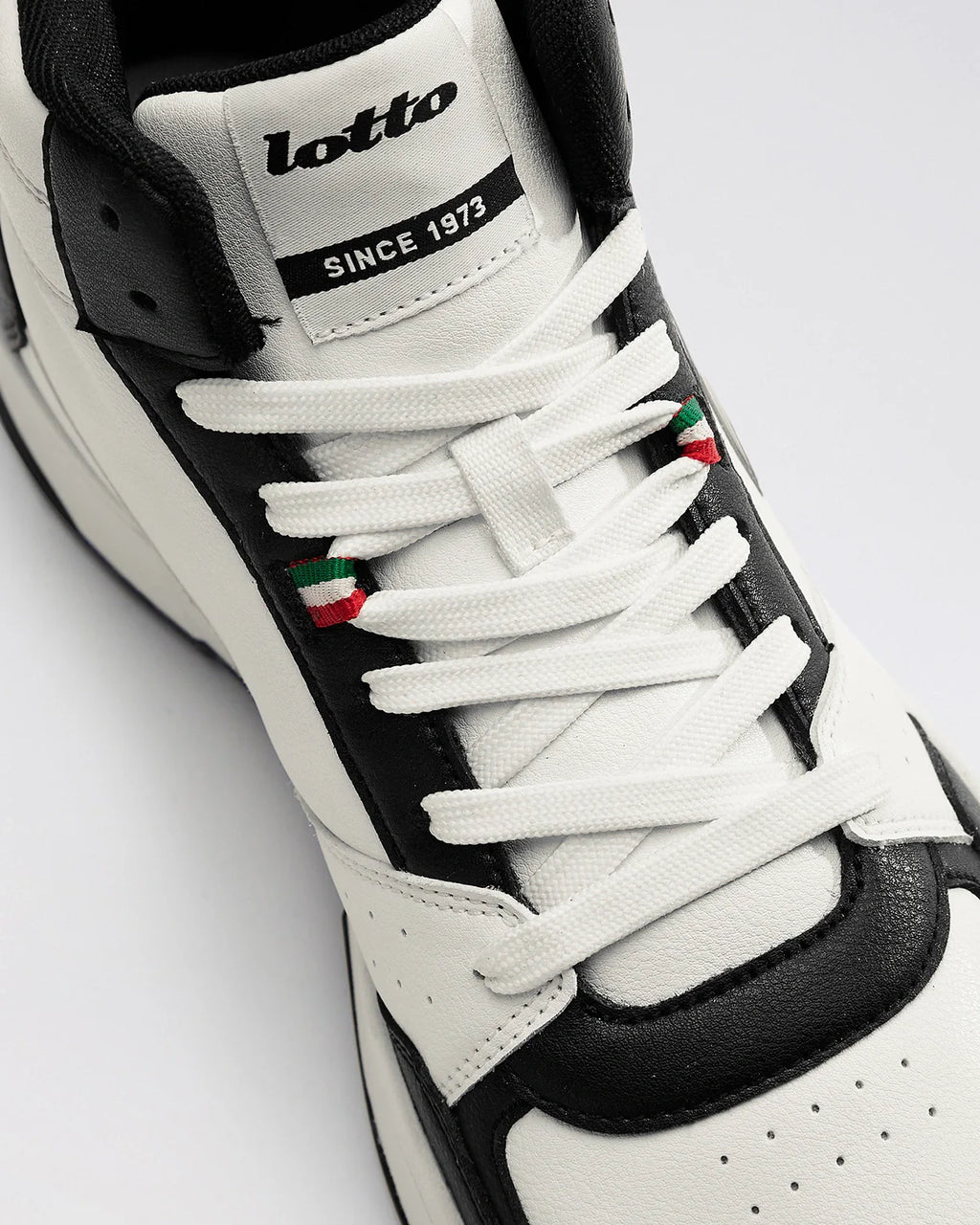 Hoop Star Urbano High - Star White-Black Beauty