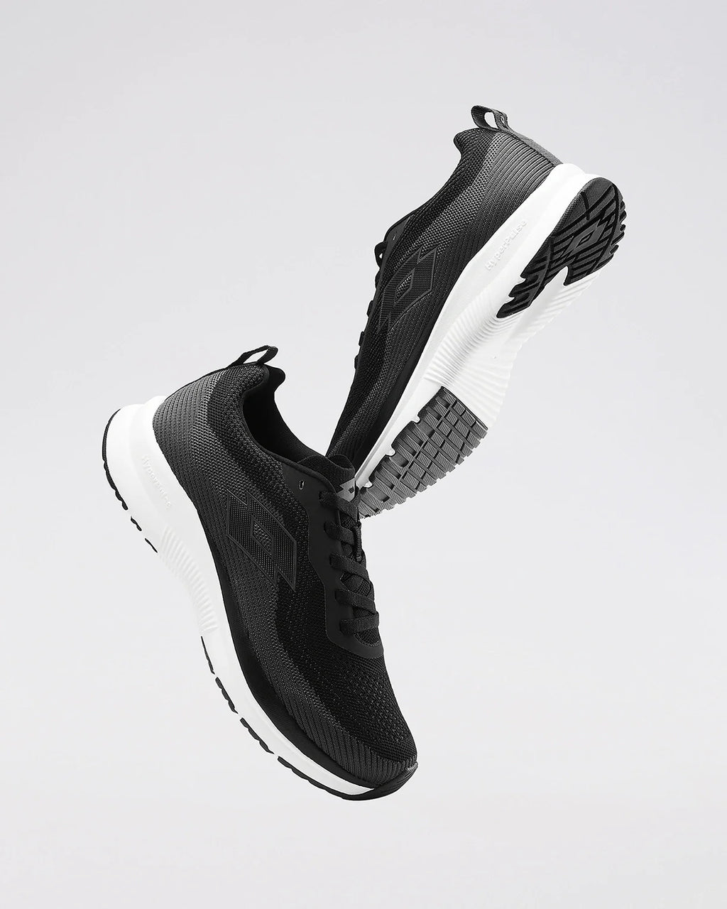 Atleta Shift - Black Beauty-Star White