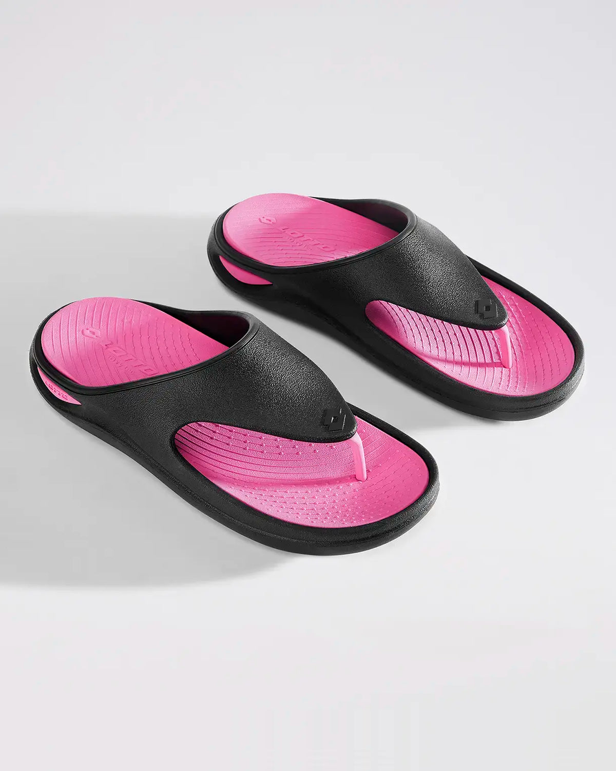 Esotica Flip - Black Beauty - Shocking Pink
