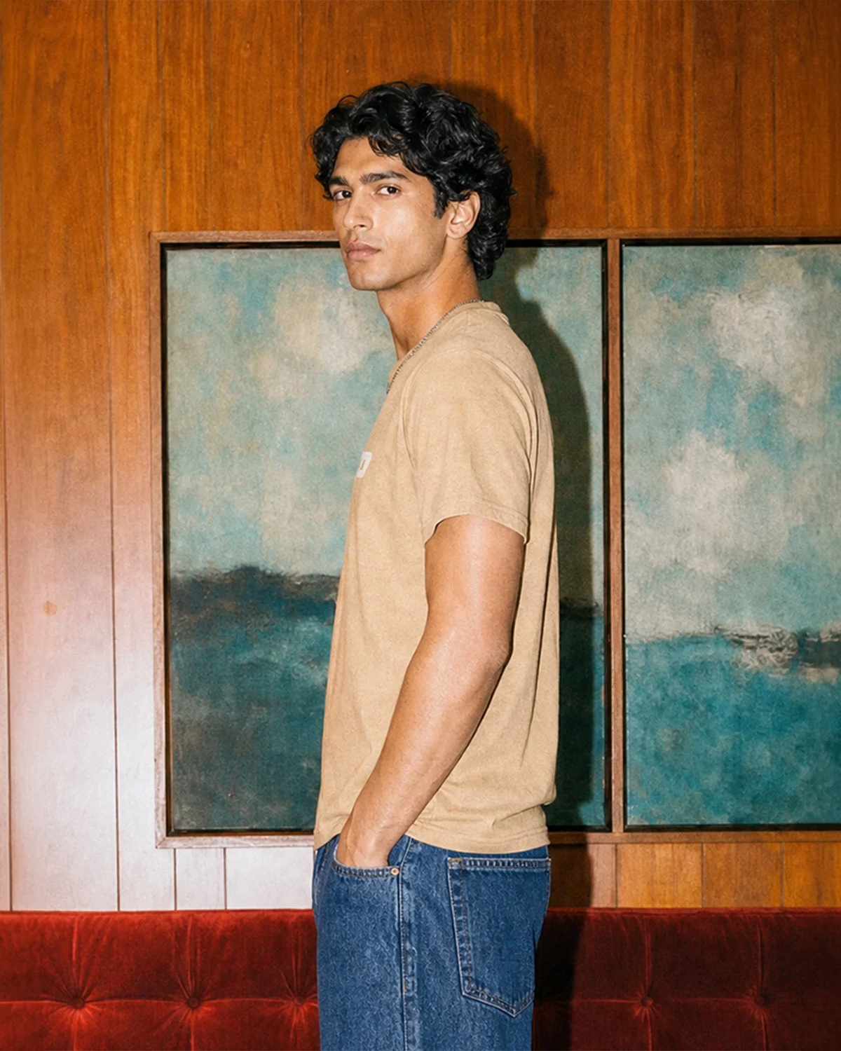 Essential Tee - Brown