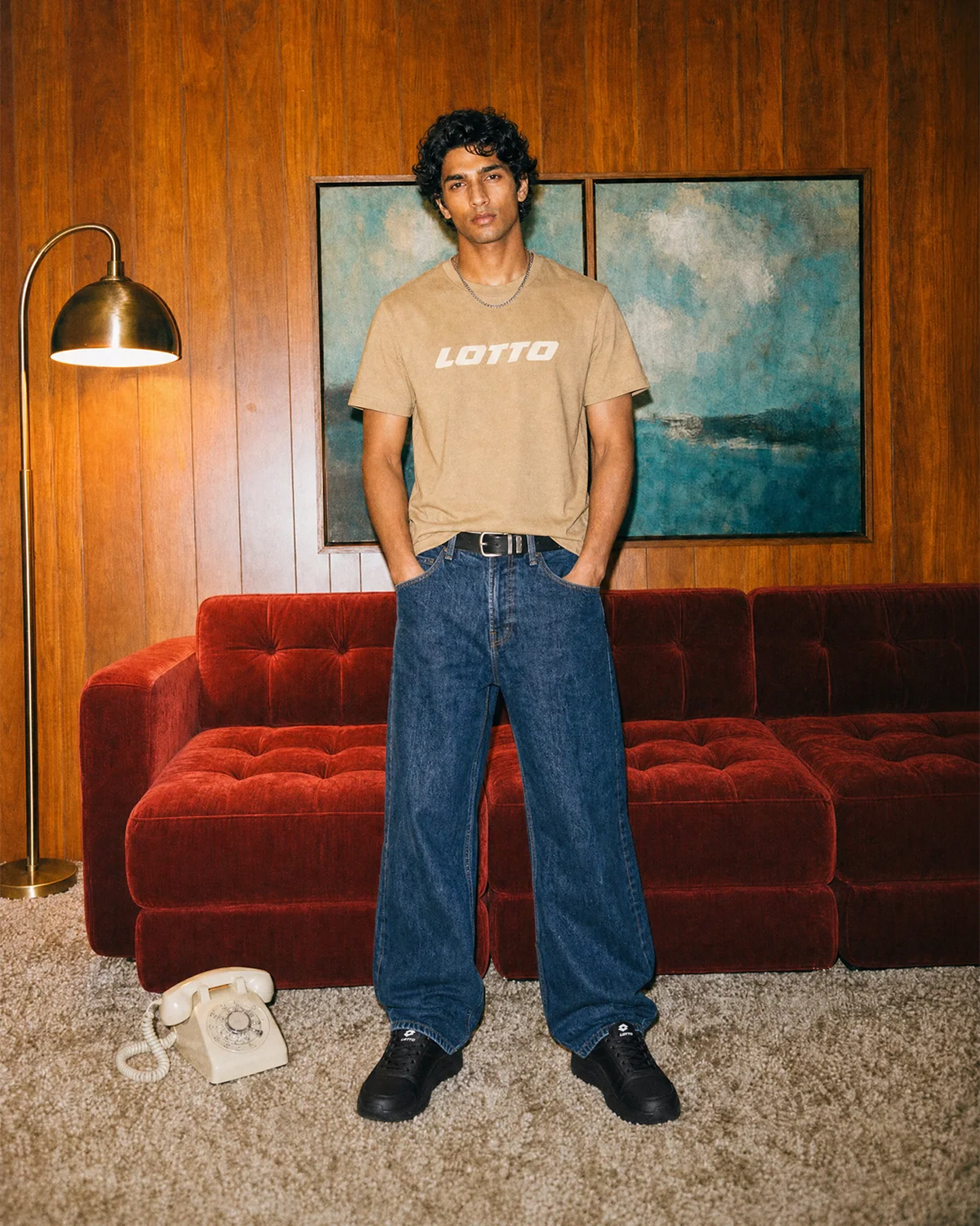 Essential Tee - Brown