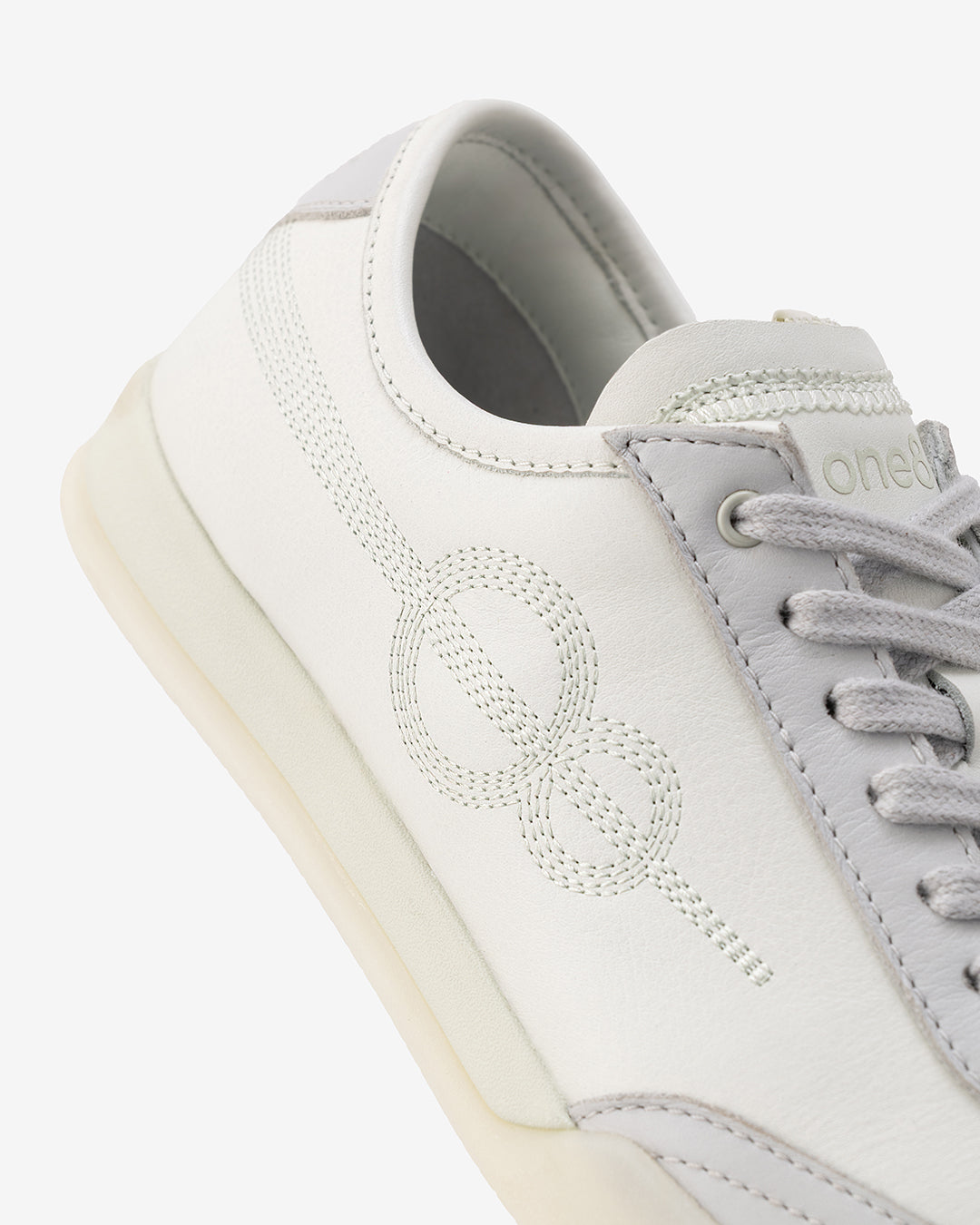 Seam XVIII X - White